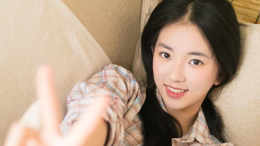 邻家女孩0.2最新版下载：官方正式版下载地址分享
