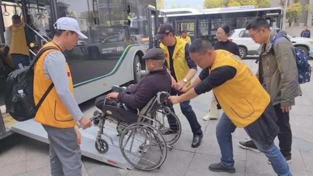 闭着眼睛也能办证？最新科技助力残障人士