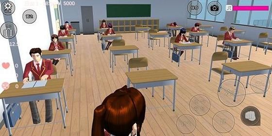 高等社会最新版本汉化版：精彩剧情等你体验